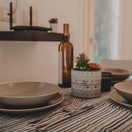 Luxury Private - Center